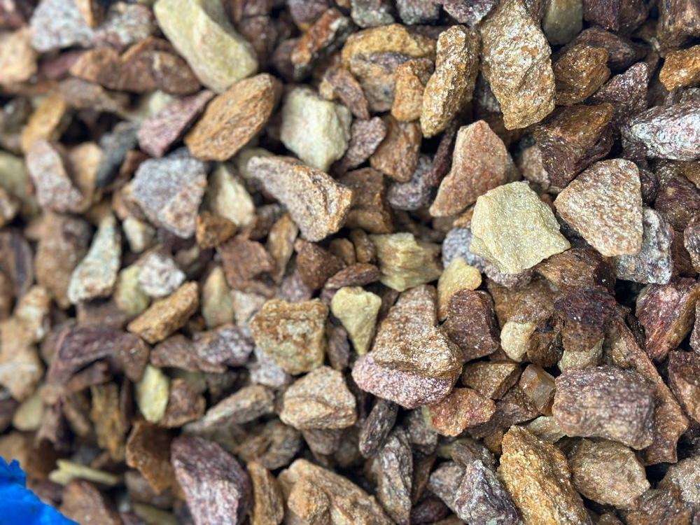 Златолит персиковый декоративная каменная крошка купить в Екатеринбурге