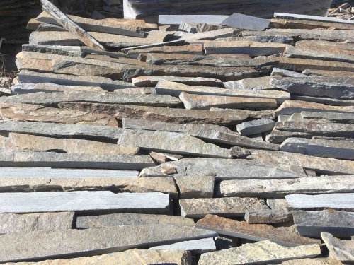 Горбушка златолит мультиколор для облицовки купить в Екатеринбурге