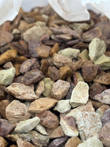 Златолит персиковый декоративная каменная крошка купить в Екатеринбурге