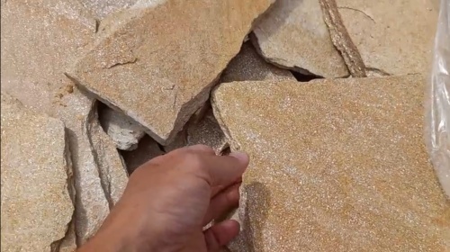 Плитняк златолит жёлтый золотистый для отмостки купить в Екатеринбурге