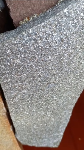 Плитняк златолит серебристый для цоколя, отмостки купить в Екатеринбурге