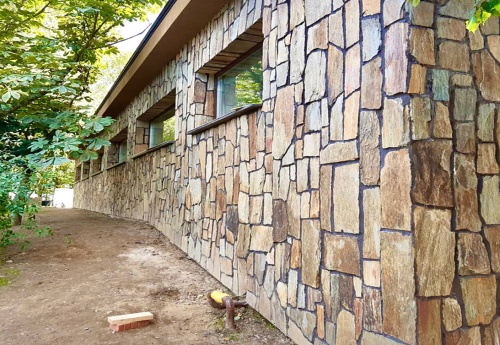 Плитняк кора дерева для цоколя, отмостки купить в Екатеринбурге