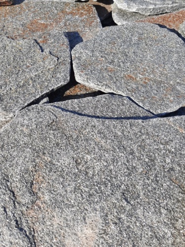 Златолит серебристый галтованный для парковки купить в Екатеринбурге